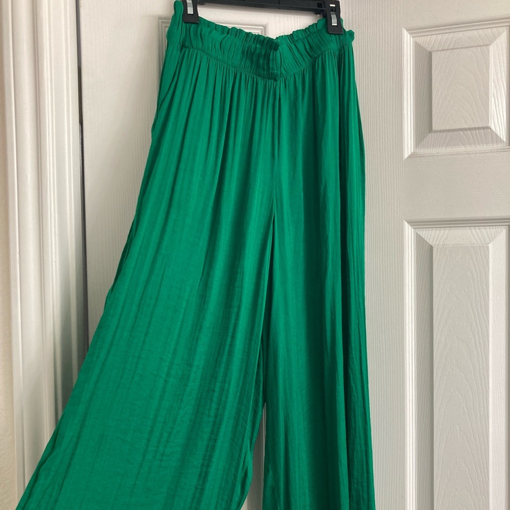 OYSHO green satin finish pants